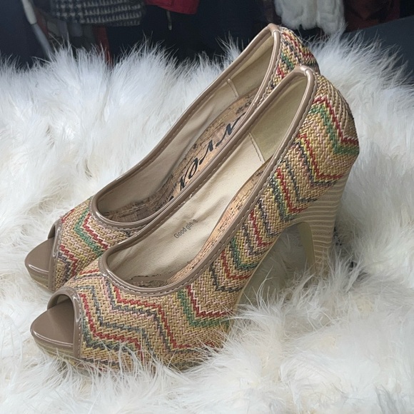 Italian Henry Ferrera Tan Y2K Peep Toe Wicker Wood Heels Stiletto Pumps 8 Italy - Picture 10 of 16